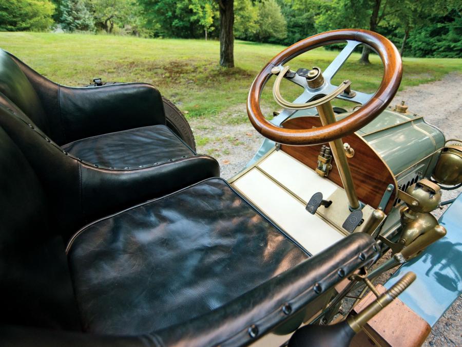 Интерьер Brasier 11/15 HP Runabout 1911 года  (фото 5 из 6)
